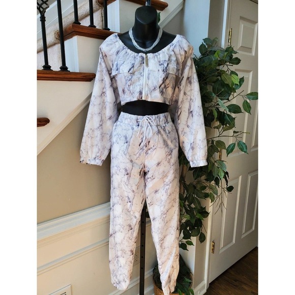 Love Love Love Women's White Polyester Long Sleeve Top & Pant 2 Pc's Medium - Picture 1 of 15